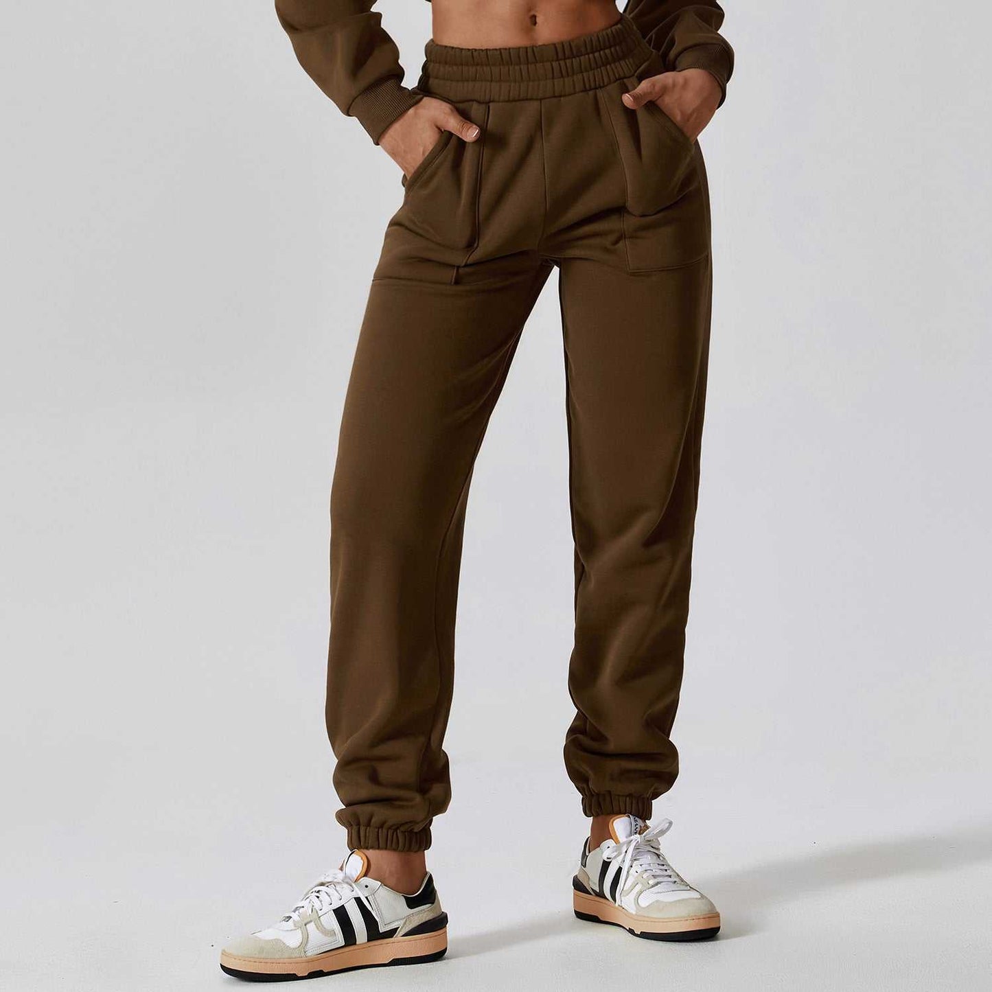 Polar Velvet SweatpantsHOODIES & JACKETSROBS FASHIONSWEAR 114'SROBS FASHIONSWEAR 114’SPolar Velvet Sweatpants