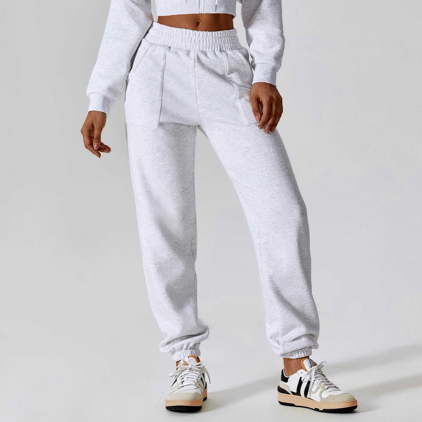 Polar Velvet SweatpantsHOODIES & JACKETSROBS FASHIONSWEAR 114'SROBS FASHIONSWEAR 114’SPolar Velvet Sweatpants