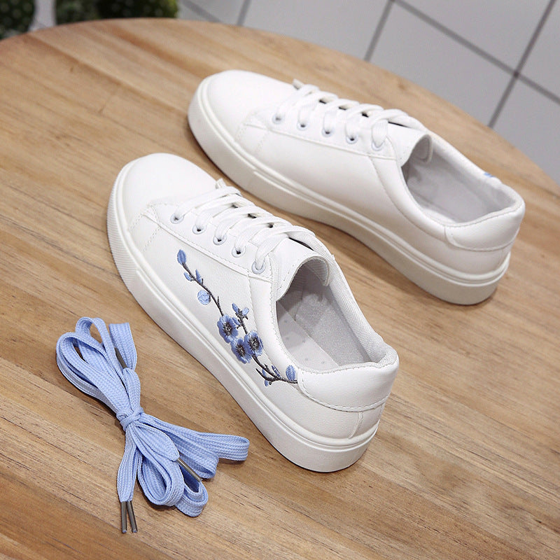 Student EB Flat Sneakers