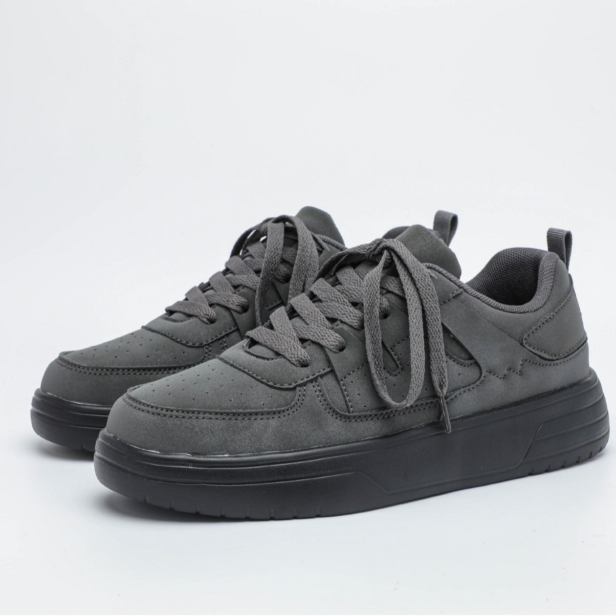 Frosted Skateboard Sneakers