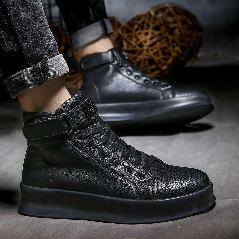 High-top Dr Martens Boots