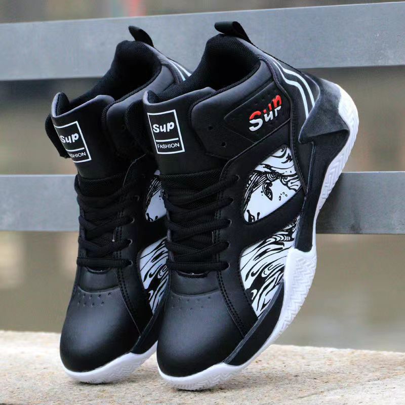 Lace Leather Sneaker