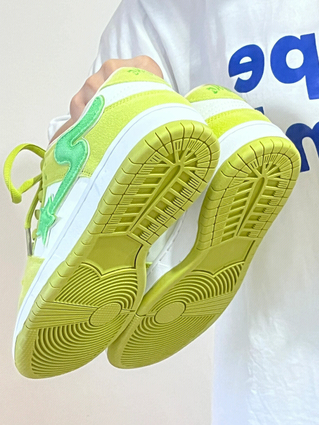 Apple Green Retro Casual Sneakers