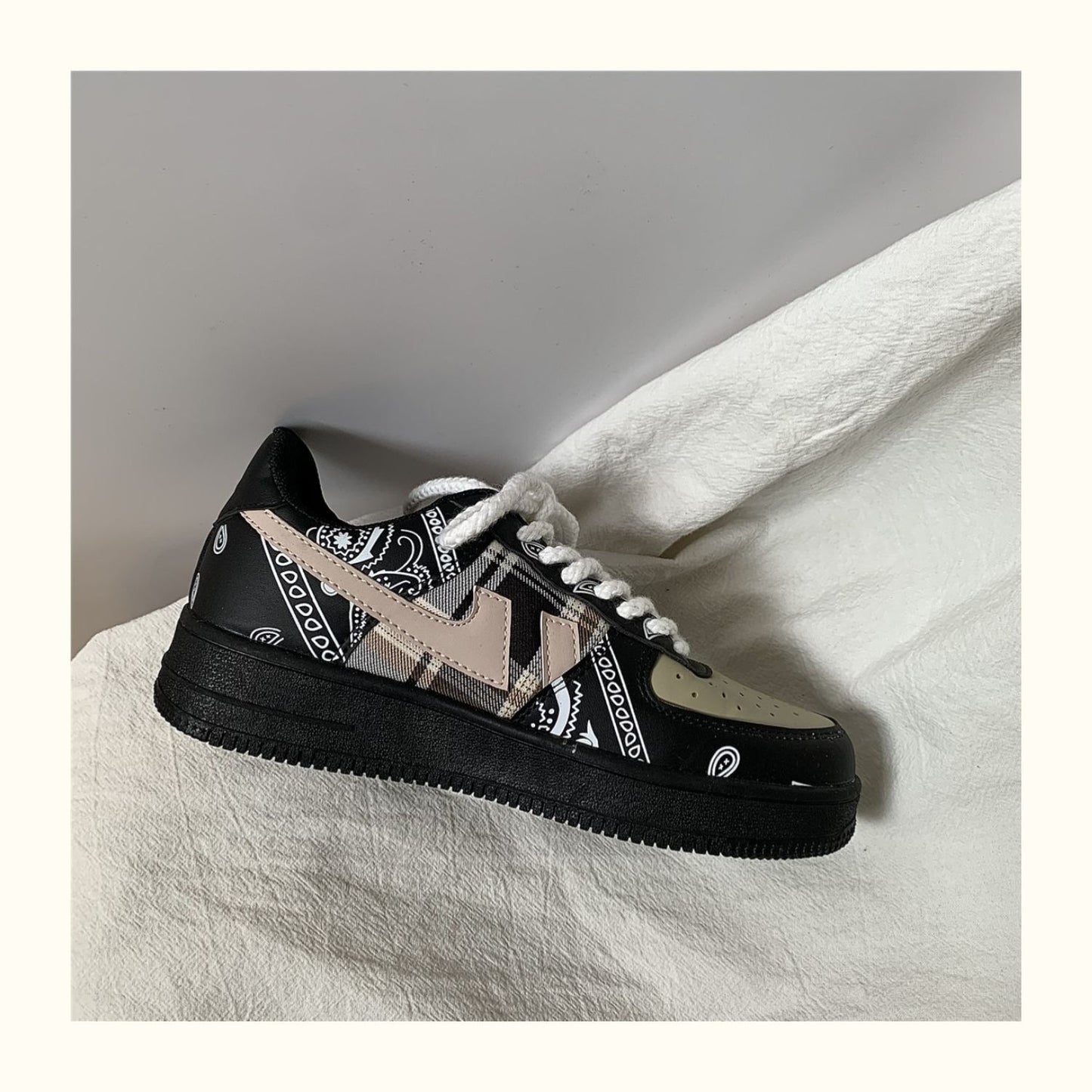 Cashew Hip Hop Sneakers