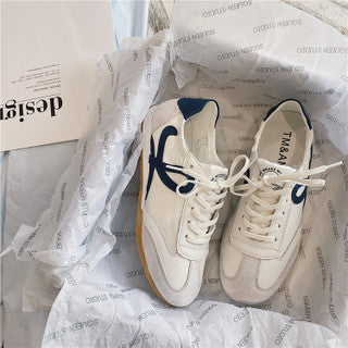 Classic Sneaker LX