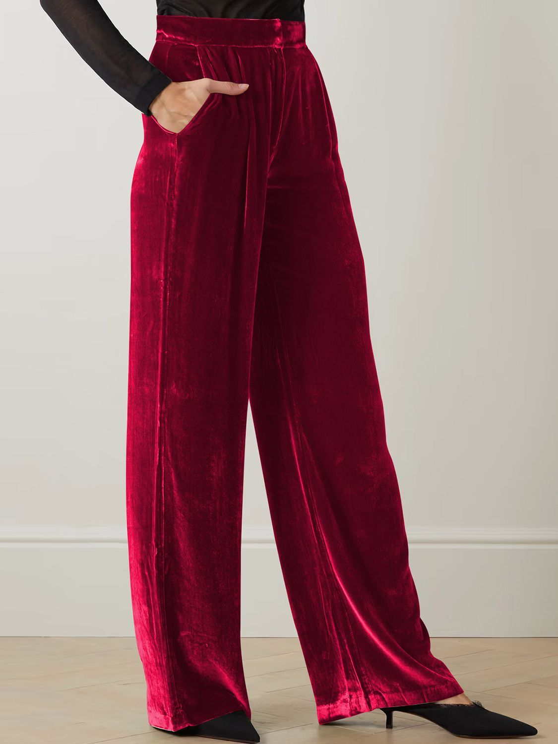Europe Velvet Pants