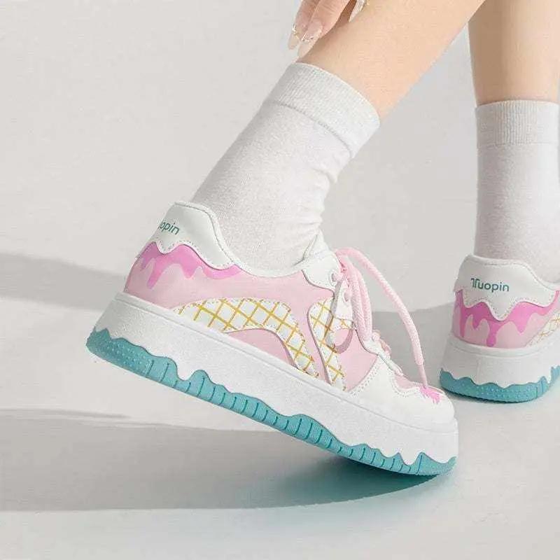 Platform SneakersCOUPLE MATCHING HOODIESROBS FASHIONSWEAR 114'SROBS FASHIONSWEAR 114’SPlatform Sneakers