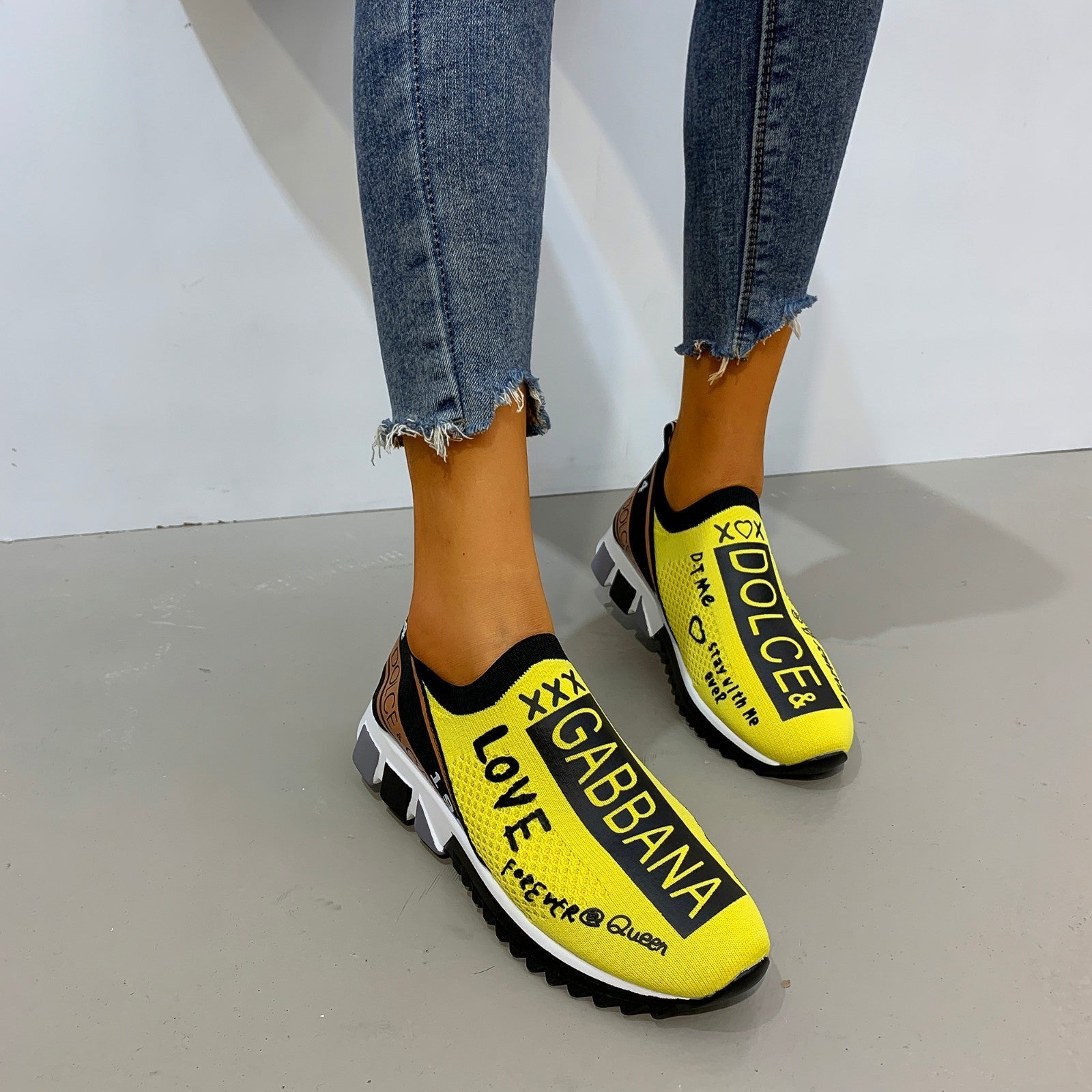 Flat Sneakers