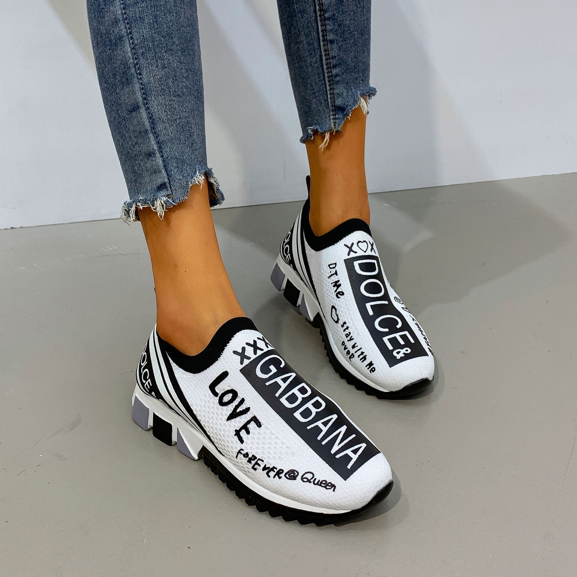 Flat Sneakers