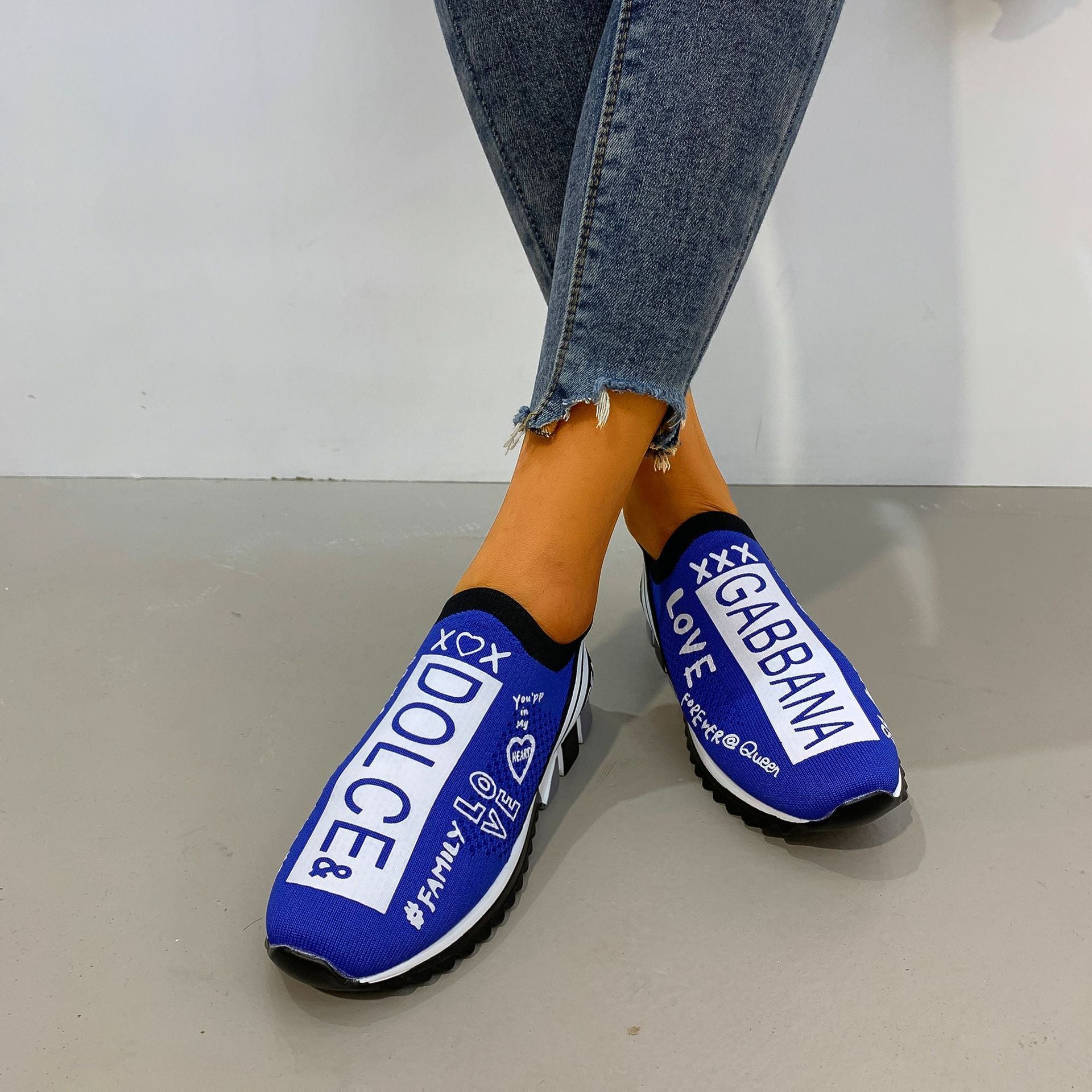 Flat Sneakers