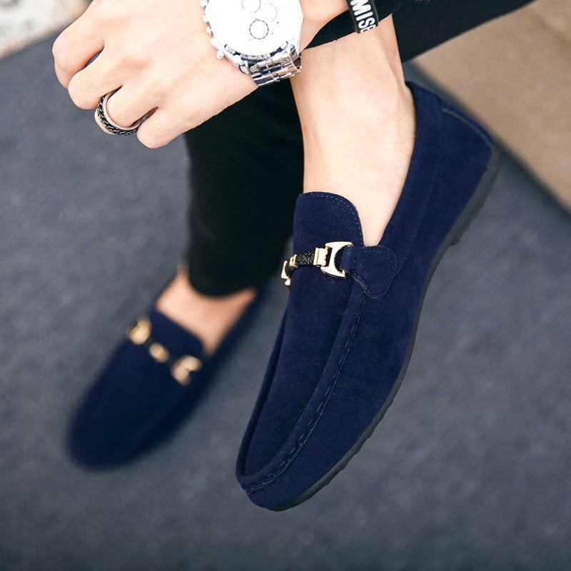Style: Korean
 
 Pattern: stripes
 
 Upper material:canvas
 
 Toe shape: round head
 
 Heel height: flat heel
 
 Function: Breathable, lightweight
 
 Sole material: Casual shoes peas shoesMENS SNEAKERSROBS FASHIONSWEAR 114'SROBS FASHIONSWEAR 114’SCasual shoes