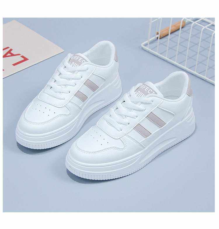 Leather White SneakerMENS SNEAKERSROBS FASHIONSWEAR 114'SROBS FASHIONSWEAR 114’SLeather White Sneaker