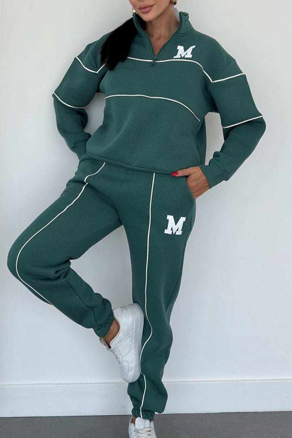 2 Piece Lounge HoodlesWOMENS FASHIONSROBS FASHIONSWEAR 114'SROBS FASHIONSWEAR 114’S2 Piece Lounge Hoodles