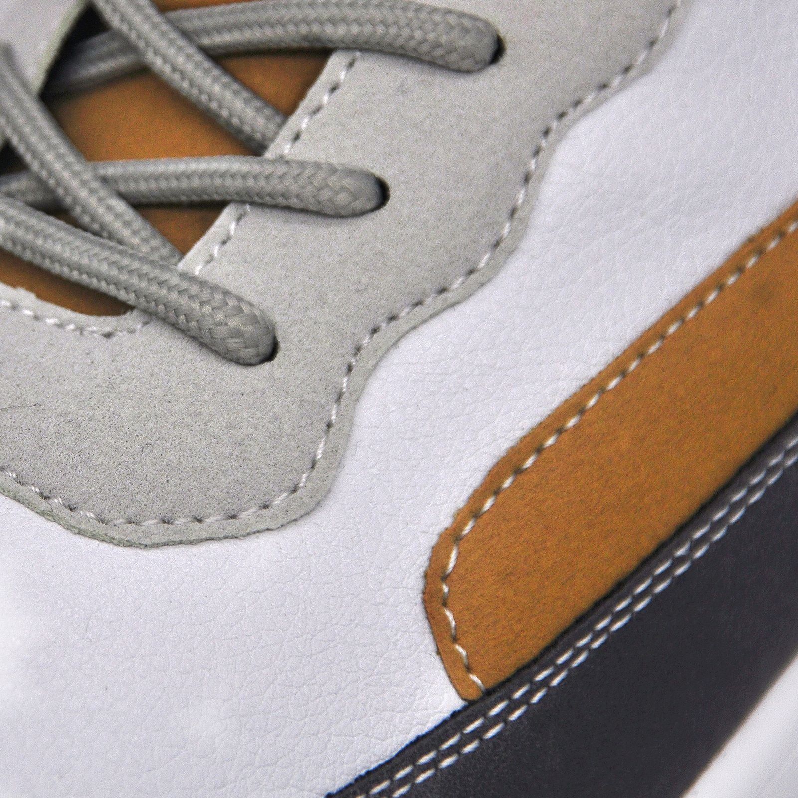 Light Casual Sneakers (M)