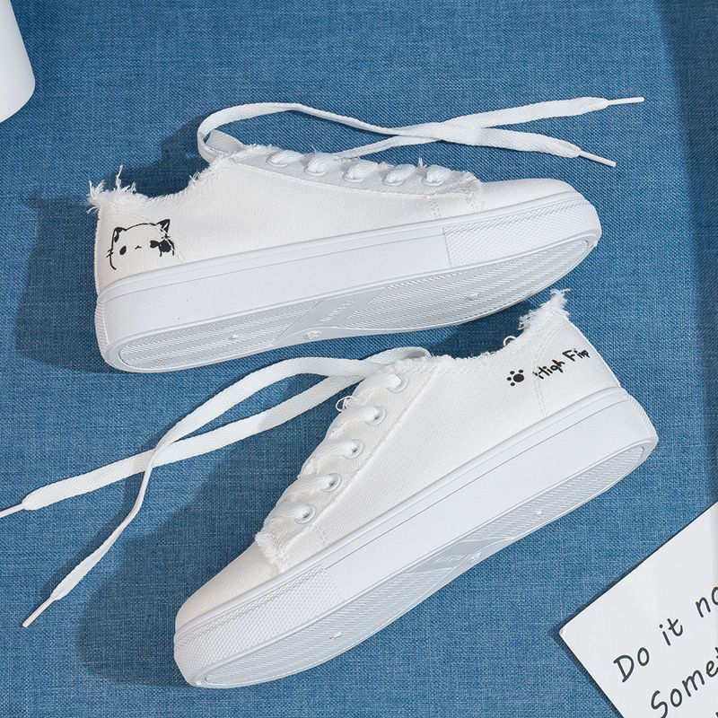 Canvas White SneakersMENS SNEAKERSROBS FASHIONSWEAR 114'SROBS FASHIONSWEAR 114’SCanvas White Sneakers