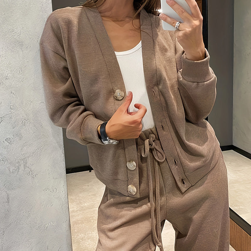 Fit 2-Piece Outfit