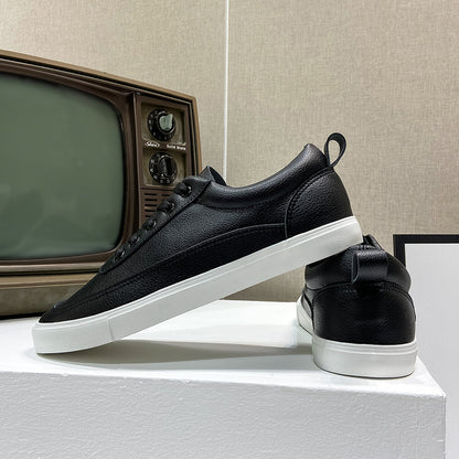Pure Sneaker