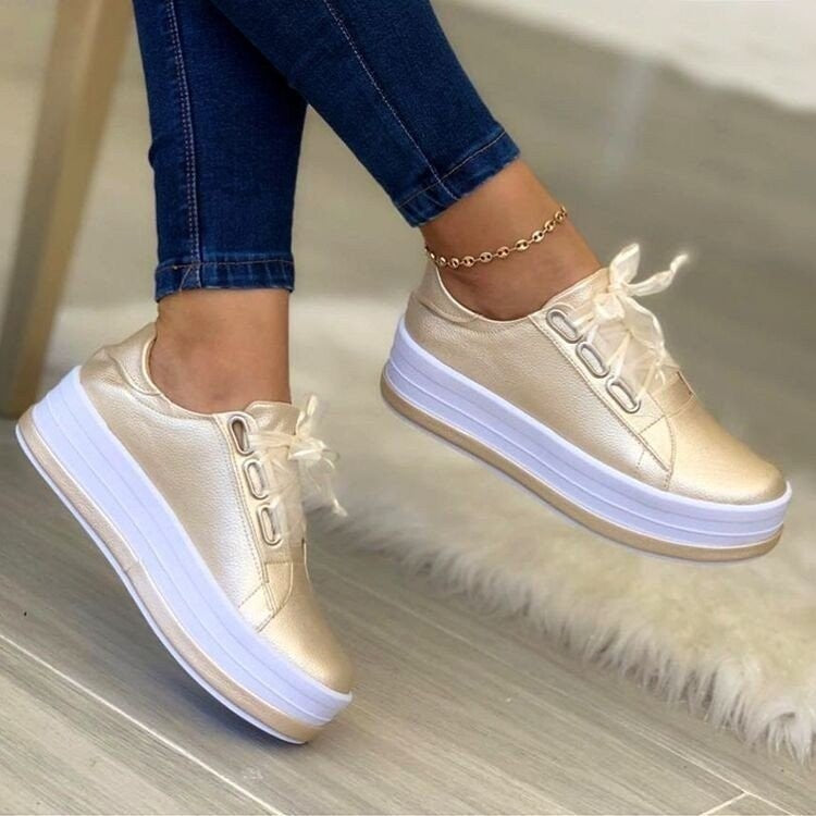 Flats Sneakers