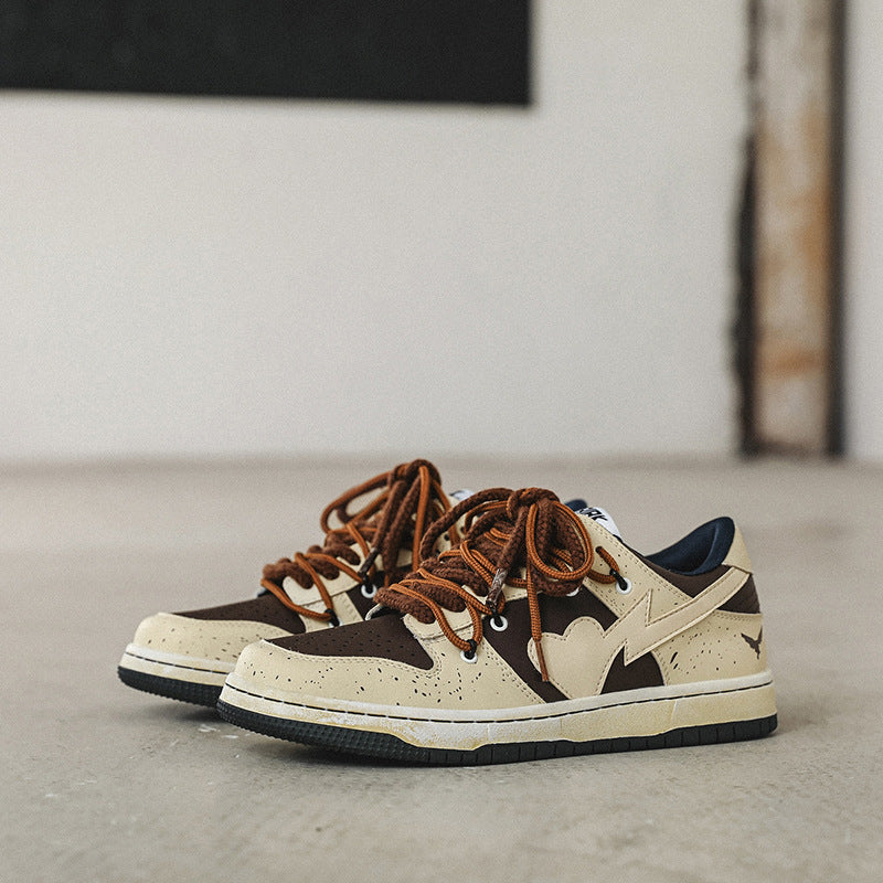 Love Casual Sneakers