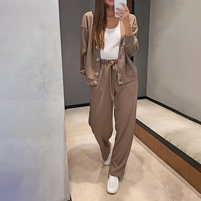 Fit 2-Piece Outfit