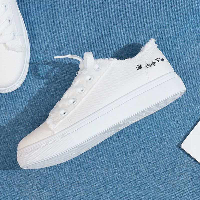Canvas White SneakersMENS SNEAKERSROBS FASHIONSWEAR 114'SROBS FASHIONSWEAR 114’SCanvas White Sneakers