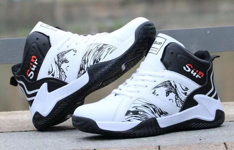 Lace Leather Sneaker