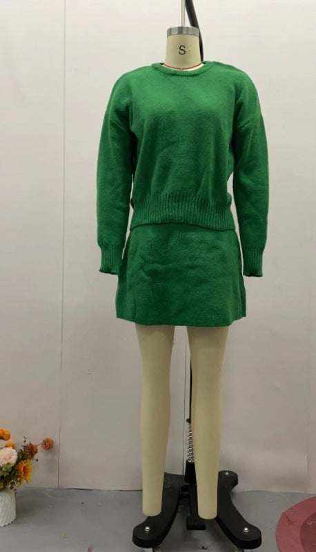 Elegant Mini SkirtCOUPLE MATCHING HOODIESROBS FASHIONSWEAR 114'SROBS FASHIONSWEAR 114’SElegant Mini Skirt