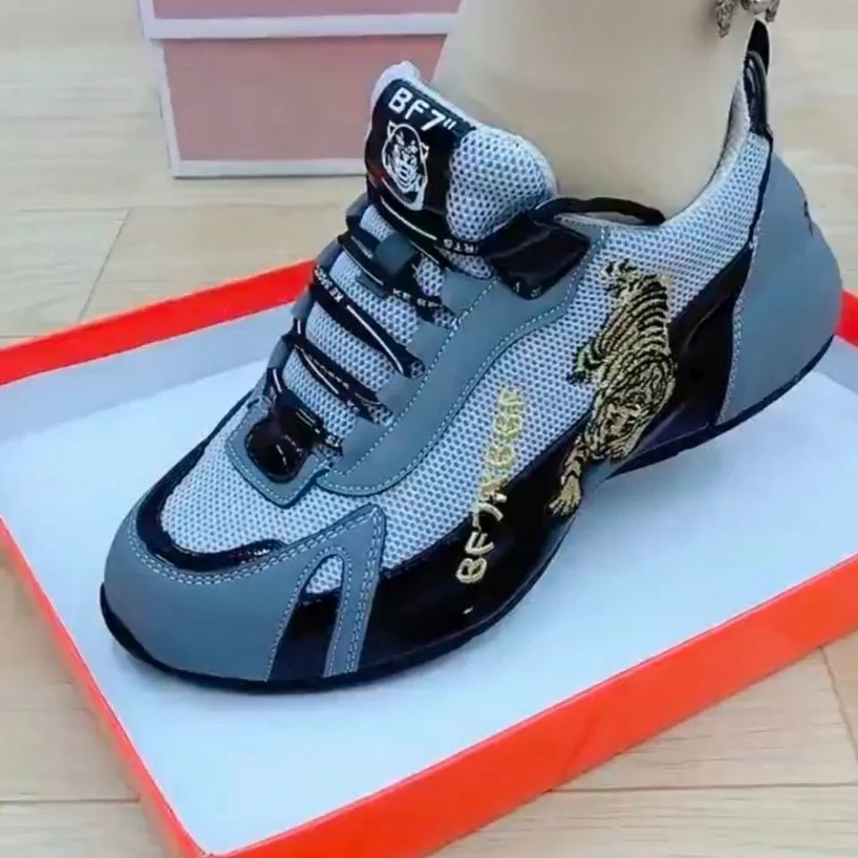 Double Mesh Sneaker