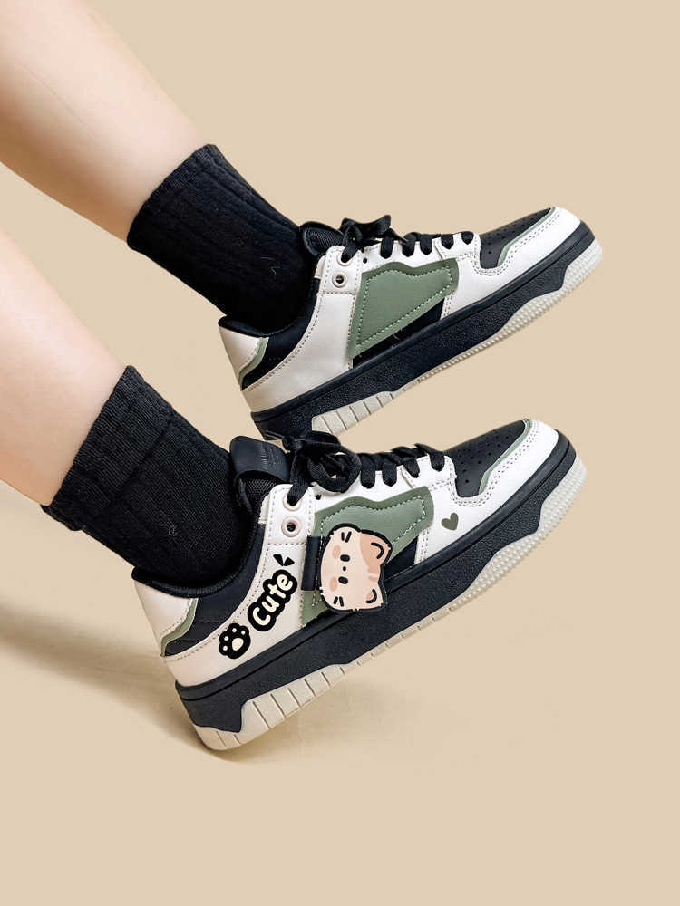 Flat Low-tops