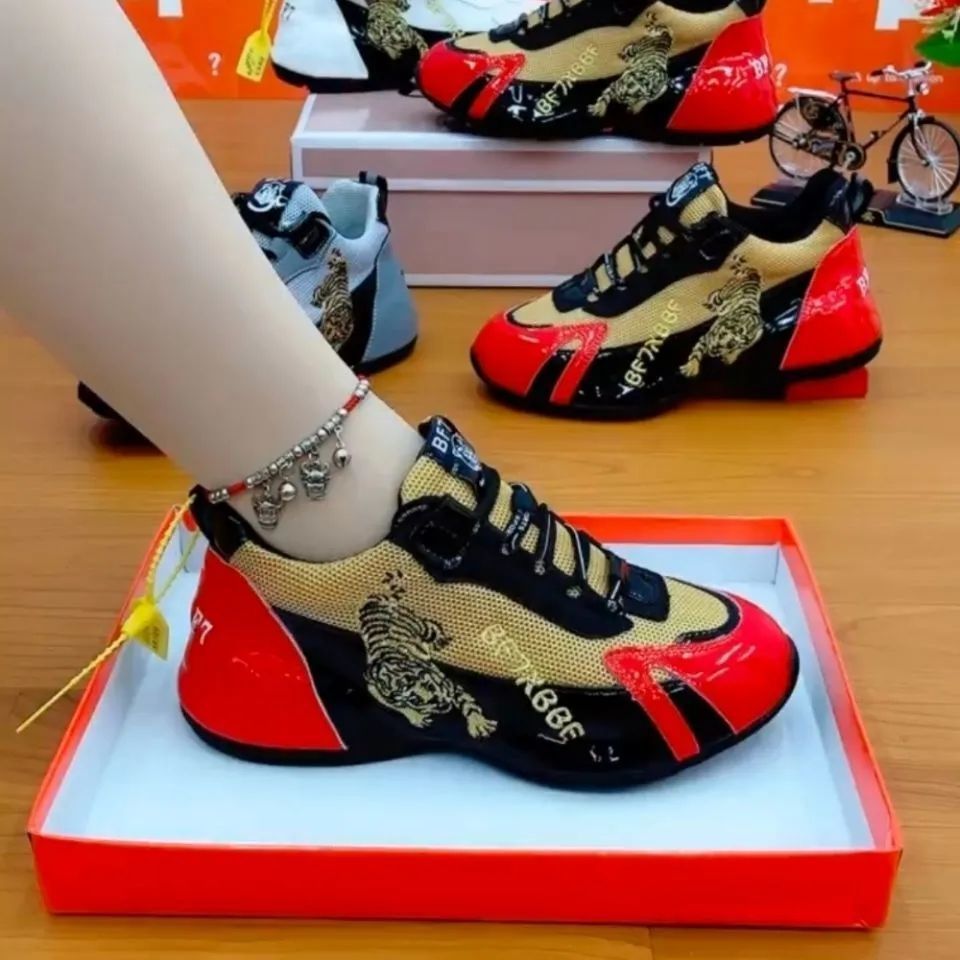Double Mesh Sneaker